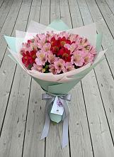 Букет цветов из:  Альстромерии в Чебоксарах