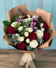 Букет цветов из:  Розы и Альстромерии в Чебоксарах