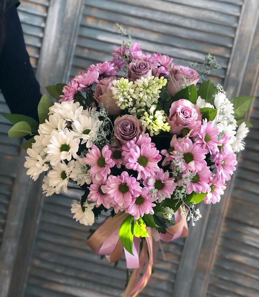 Букет цветов из: Хризантемы и Розы в Чебоксарах