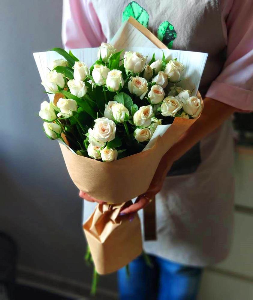 Букет цветов из: Розы в Чебоксарах