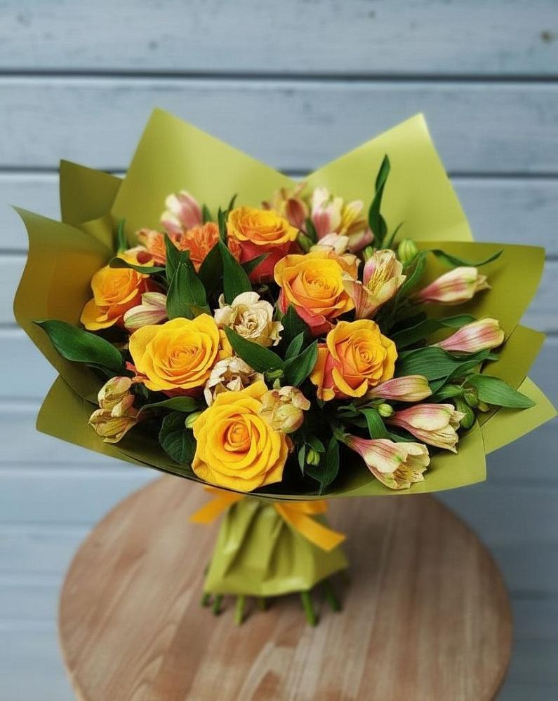 Букет цветов из: Альстромерии и Розы в Чебоксарах