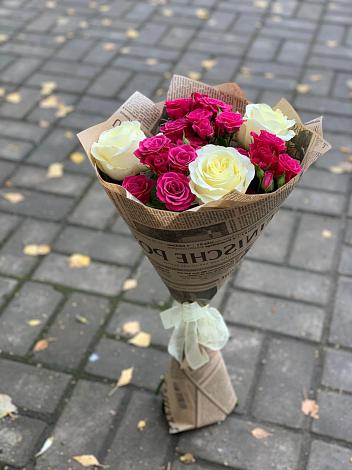 Букет цветов из: Розы в Чебоксарах